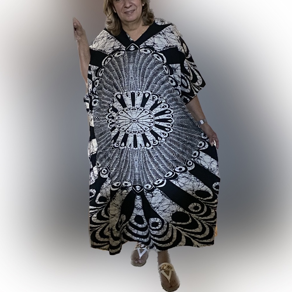 $10 unisex Kaftan dress!!